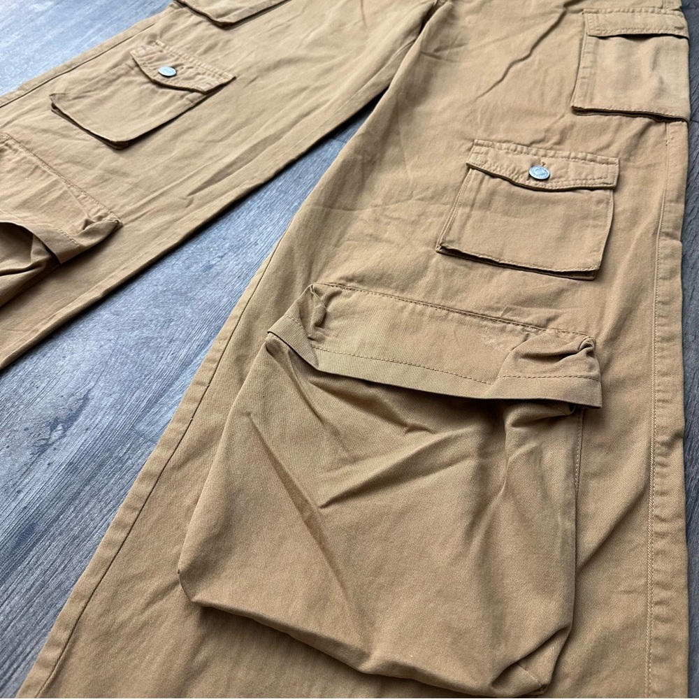 Forever 21 High-Rise Wide-Leg Cargo Brownish Tan Lightweight Pants Womens Size M - Picture 2 of 6